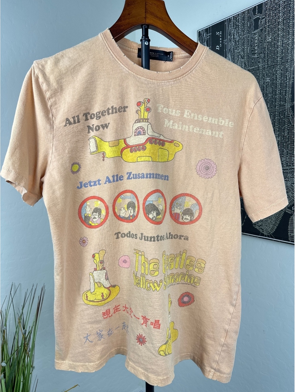 Junk Food Beatles All Together Now Yellow Submarine Graphic Tee M Retro Vintage